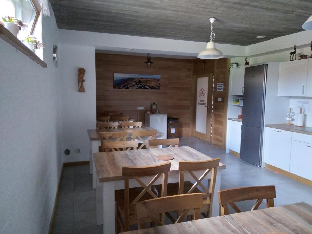 Appartement Ostoja Gromadzyn à Ustrzyki Dolne Extérieur photo