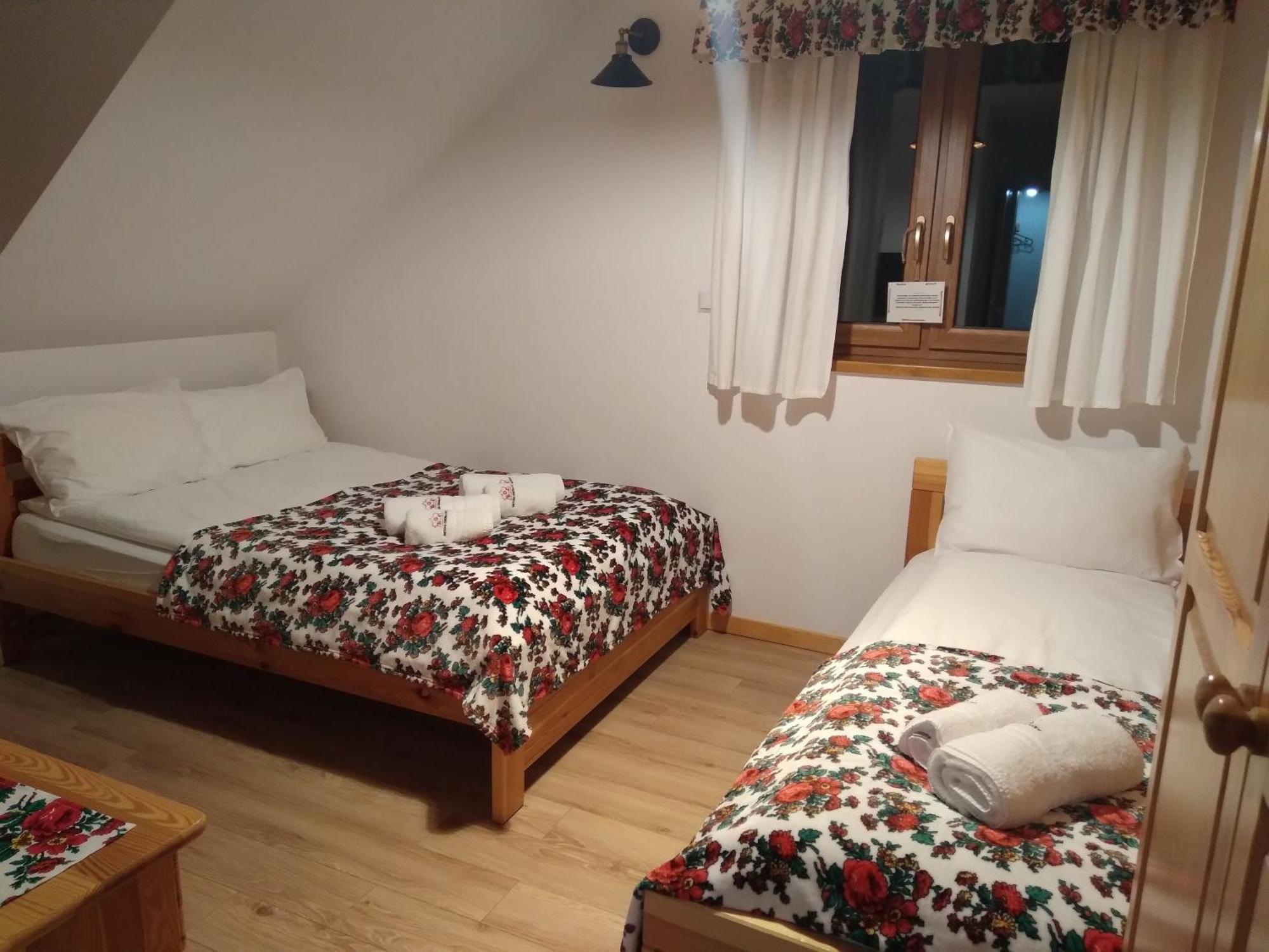 Appartement Ostoja Gromadzyn à Ustrzyki Dolne Extérieur photo